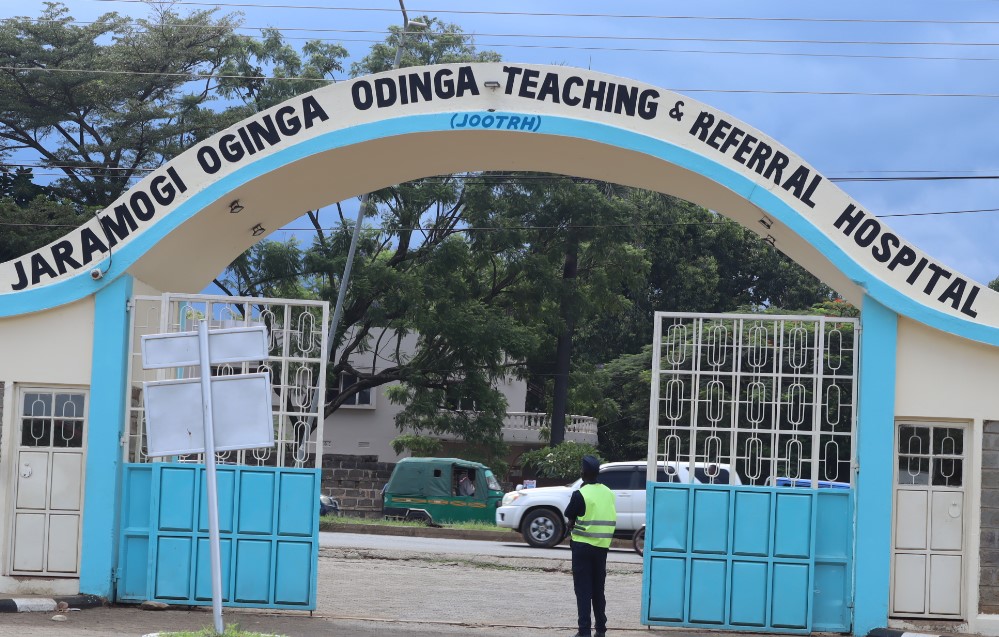 Entrance of JOOTRH in Kisumu.